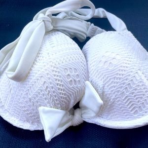 NWT Aerie White Crochet Bikini Top 34B
